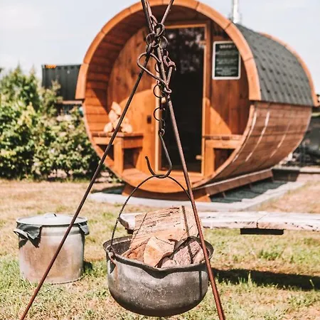 Crash'nstay - N° 9 Campsite