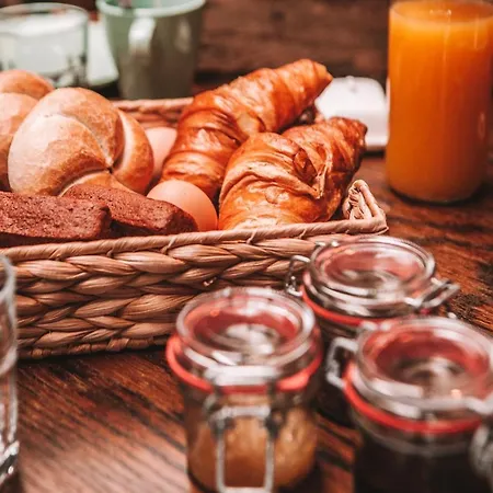 Crash'nstay - N° 9 캠프장 Sprang