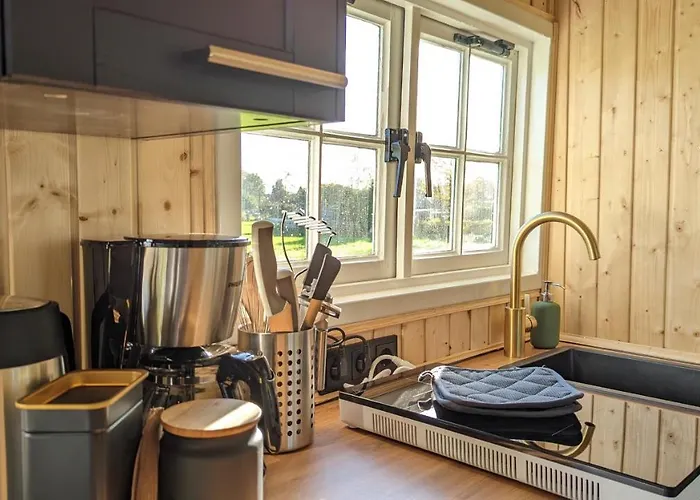 Crash'nstay - N° 9 캠프장 *