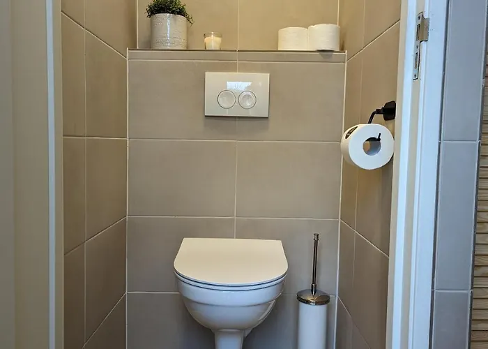 Crash'nstay - N° 9 *