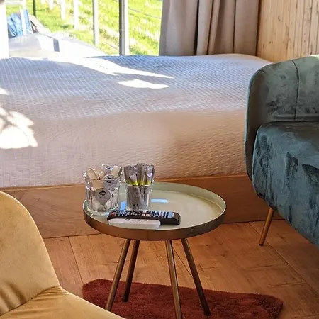 Camping Crash'nstay - N° 9 Sprang