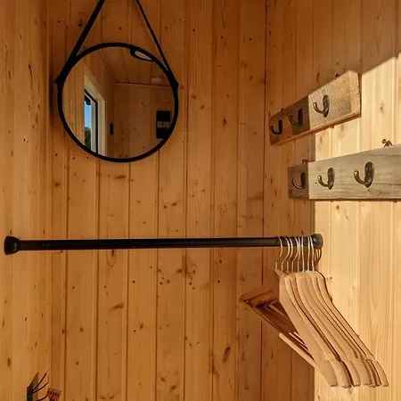 Camping Crash'nstay - N° 9 *